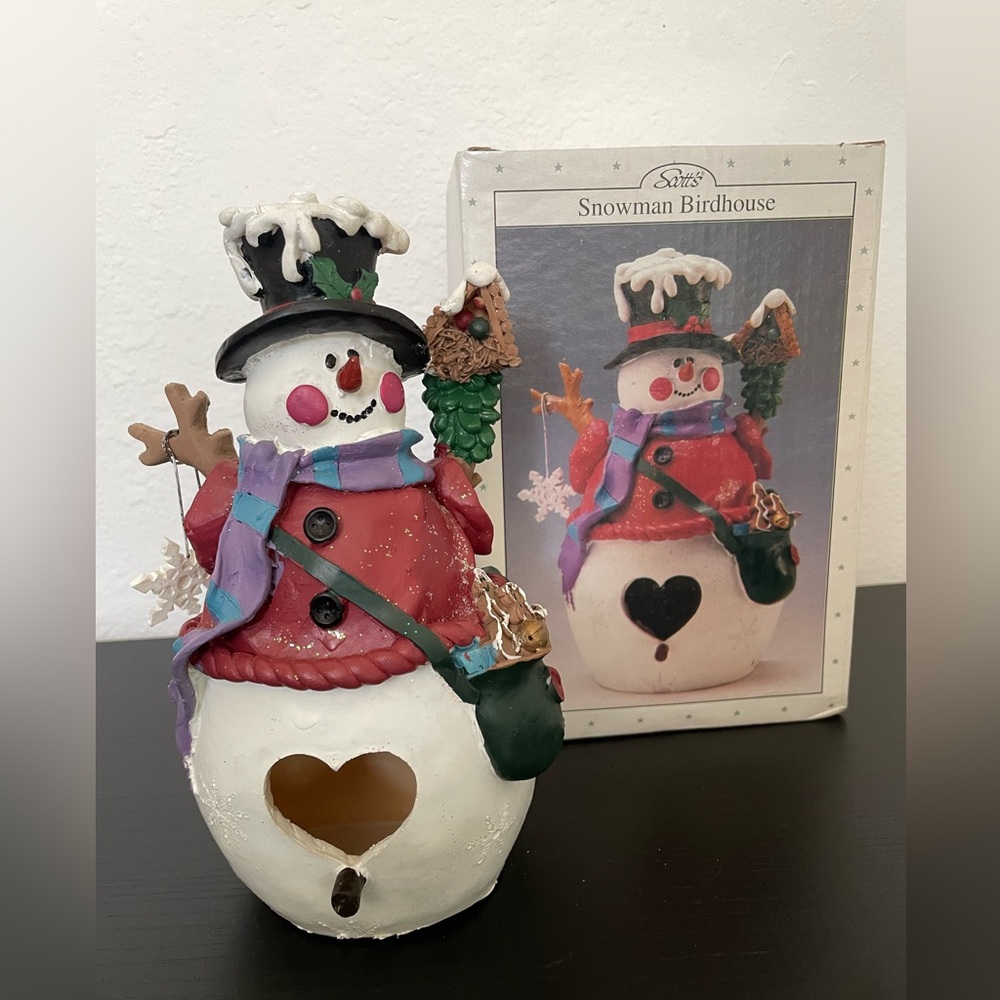 Vintage Scott’s Christmas Carved Resin Snowman Birdhouse.